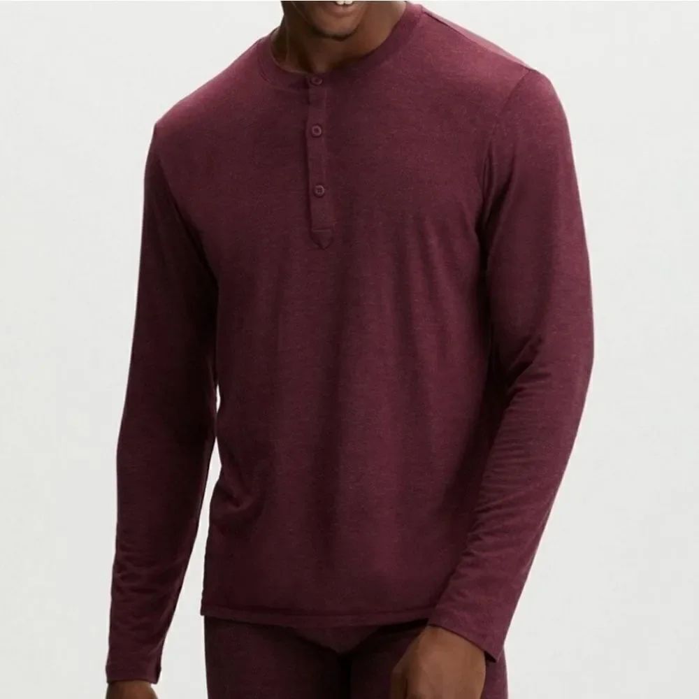 Fabletics Men's Restoreknit Burgundy Long Sleeve Henley Pullover Tee